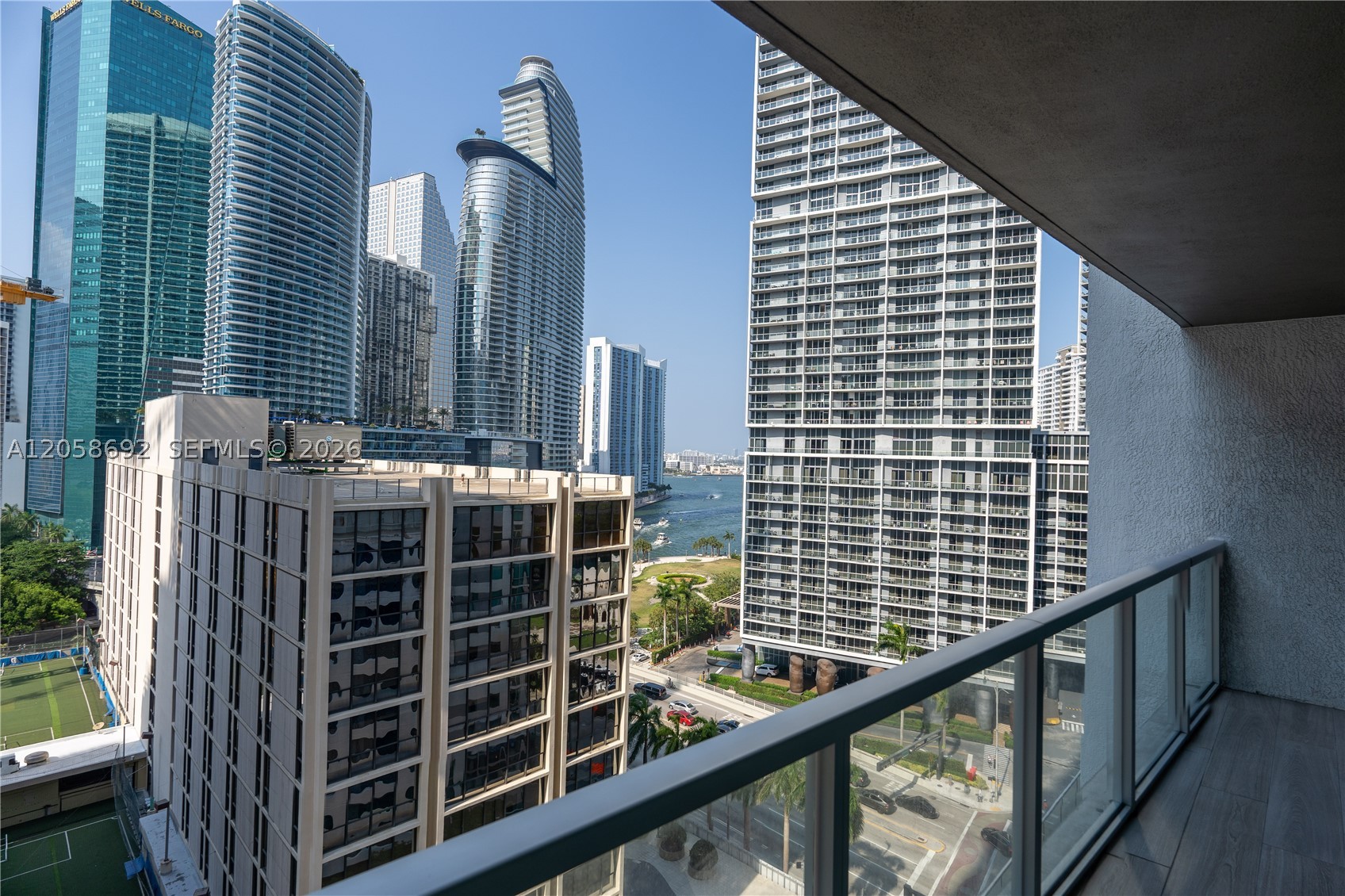 500 Brickell Ave #1407, Miami FL 33131