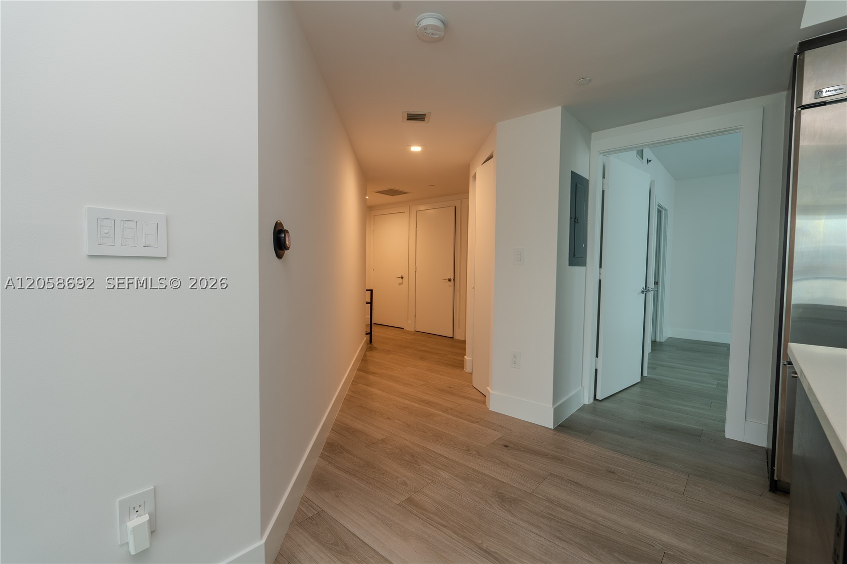 500 Brickell Ave #1407, Miami FL 33131