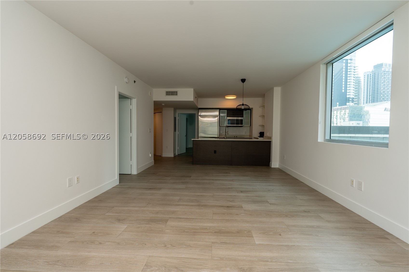 500 Brickell Ave #1407, Miami FL 33131