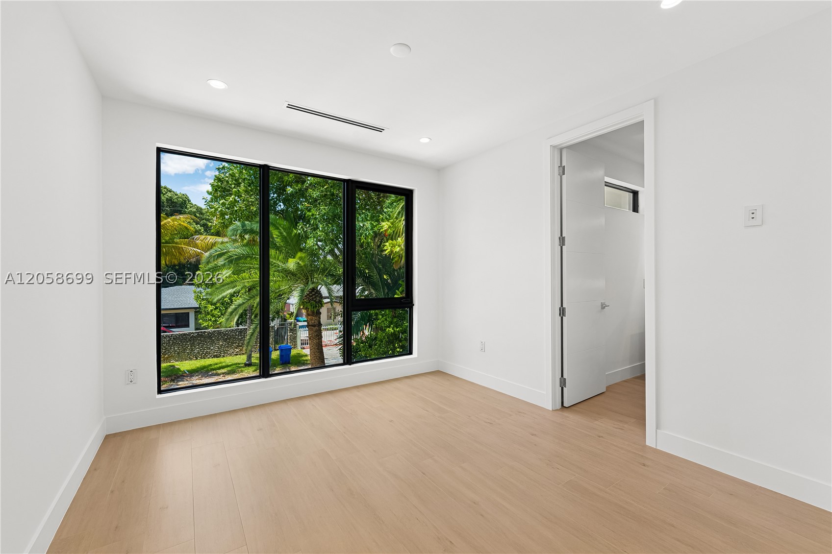 3350 SW 28th Ter, Miami FL 33133