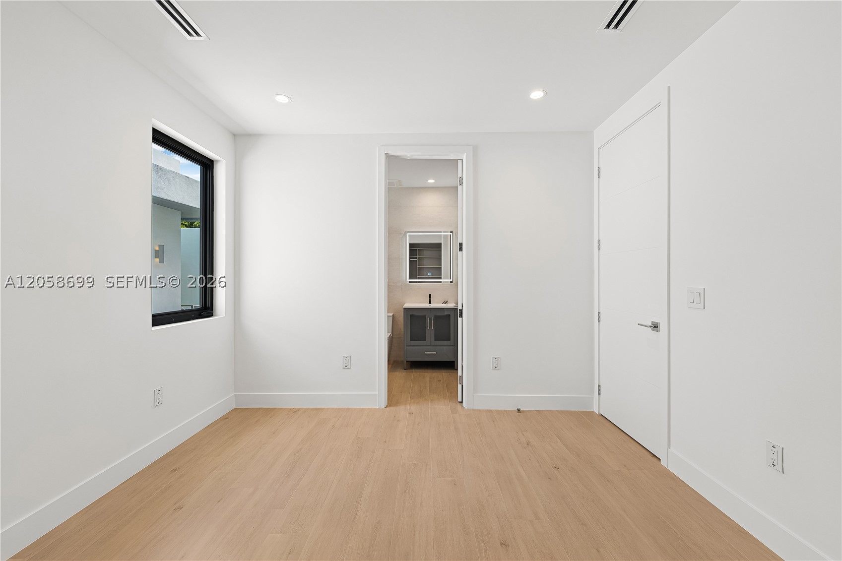 3350 SW 28th Ter, Miami FL 33133