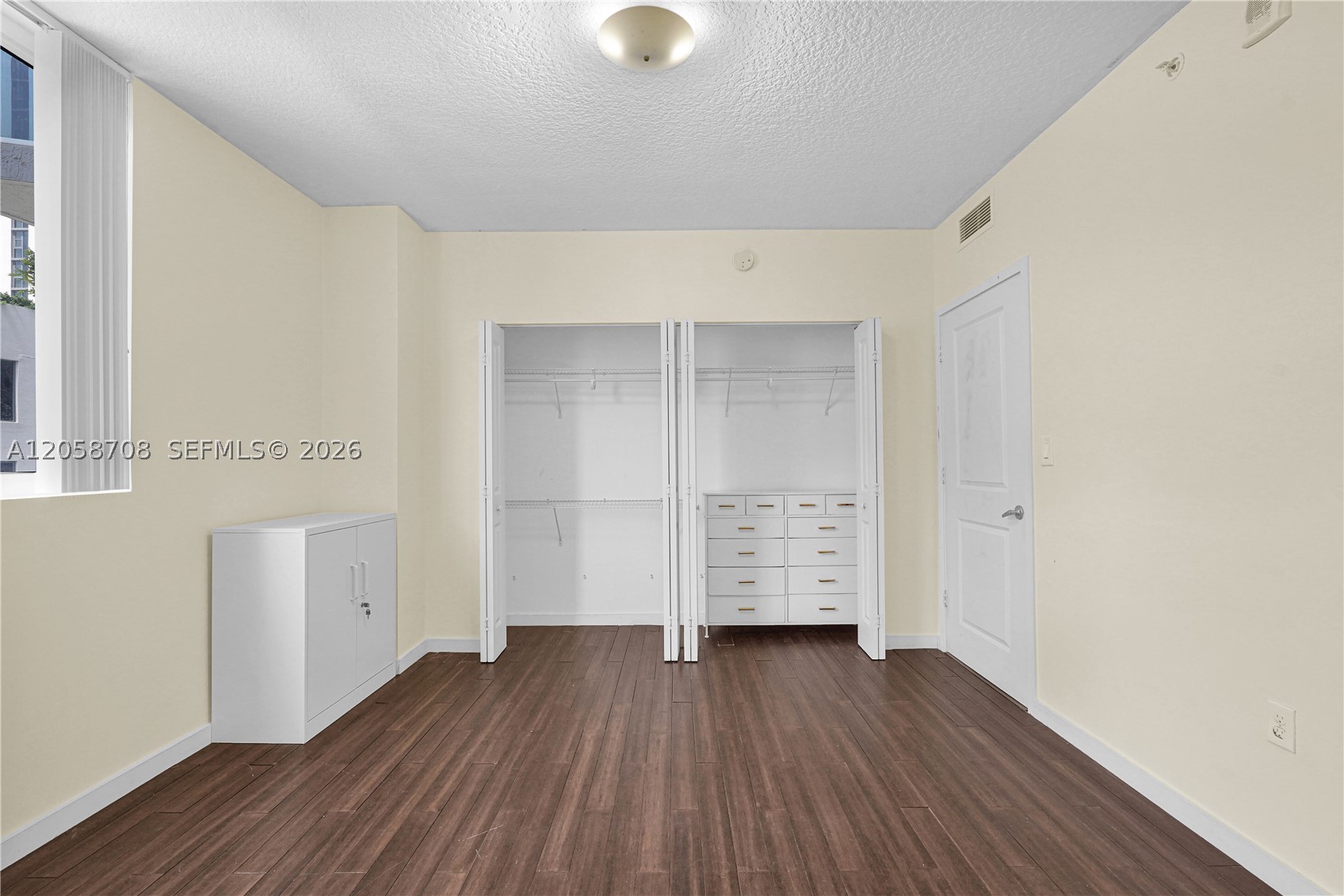 601 NE 23rd St #901, Miami FL 33137
