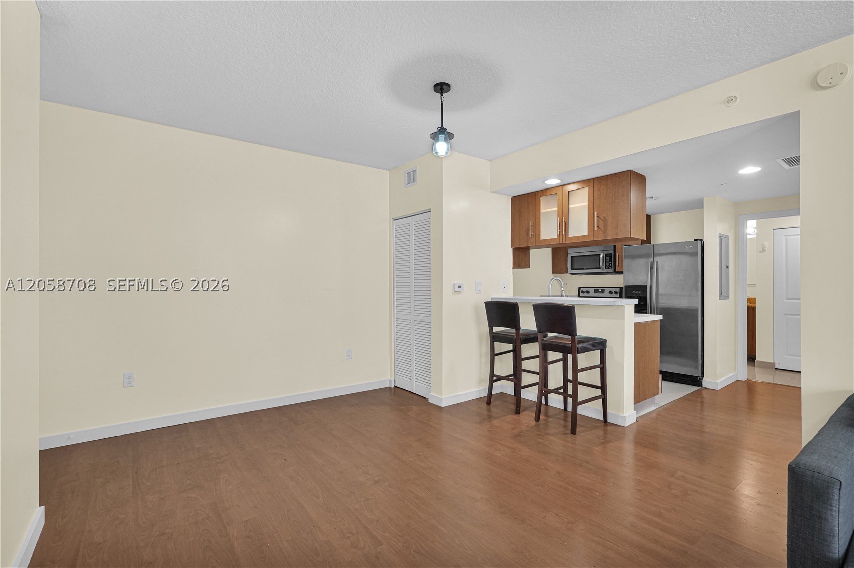 601 NE 23rd St #901, Miami FL 33137