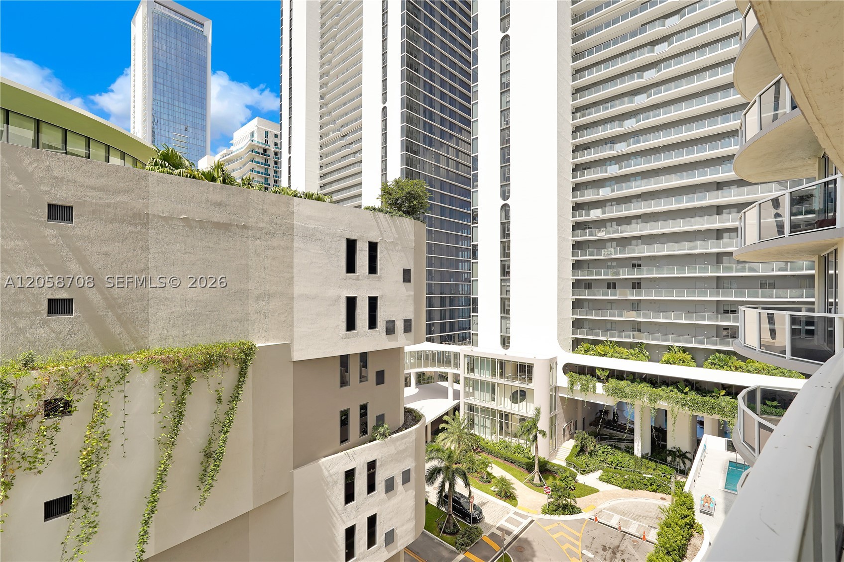 601 NE 23rd St #901, Miami FL 33137