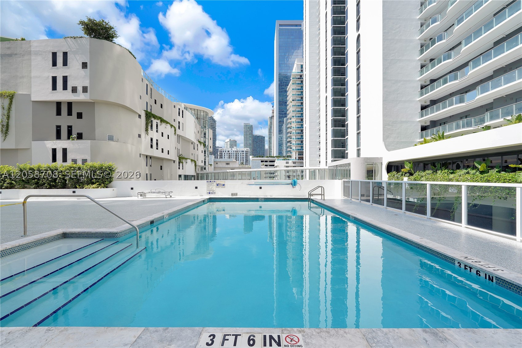 601 NE 23rd St #901, Miami FL 33137