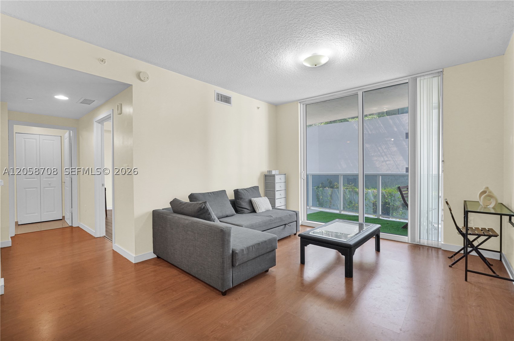 601 NE 23rd St #901, Miami FL 33137