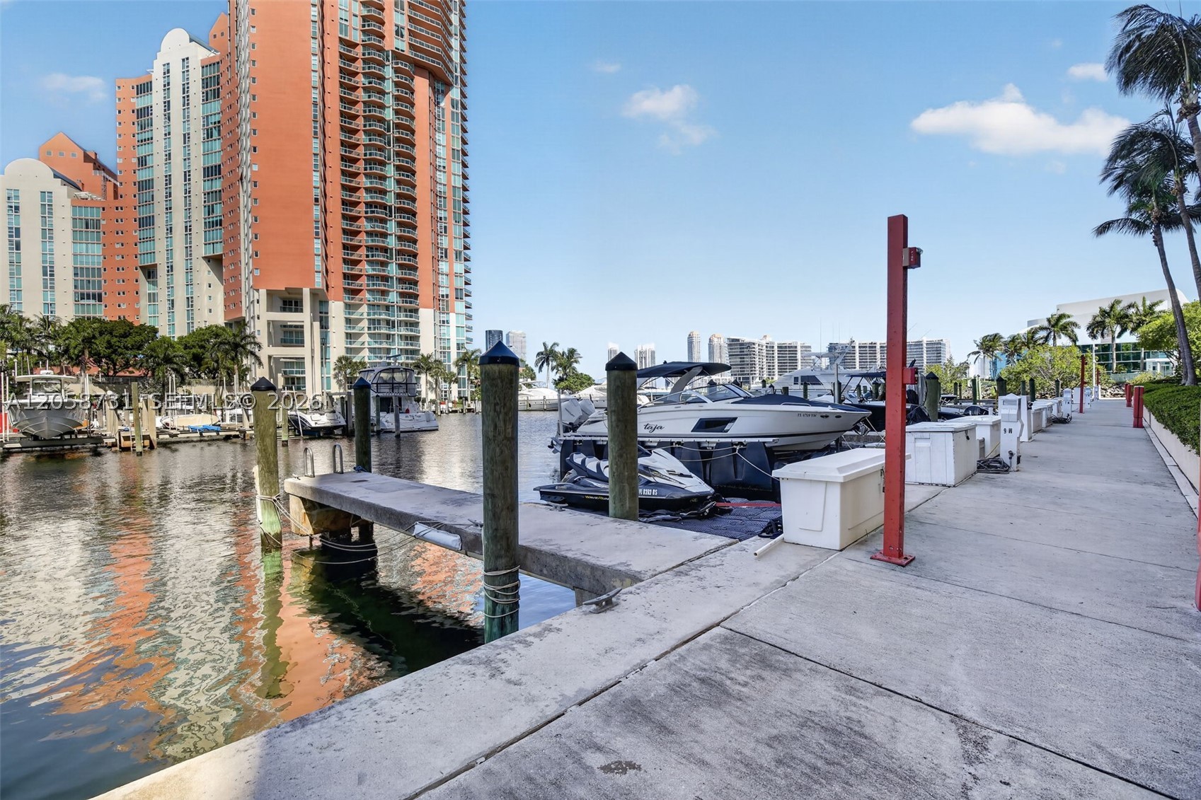 3330 NE 190th St #UPH14, Aventura FL 33180