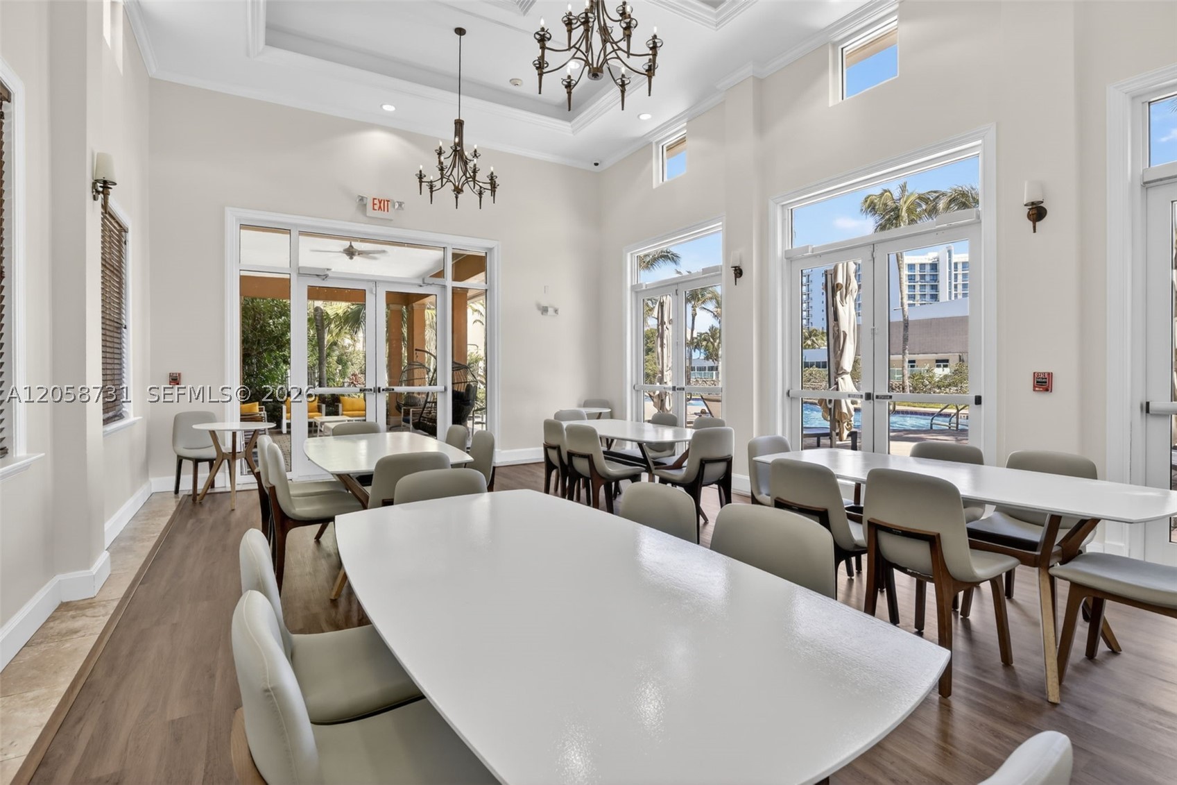 3330 NE 190th St #UPH14, Aventura FL 33180