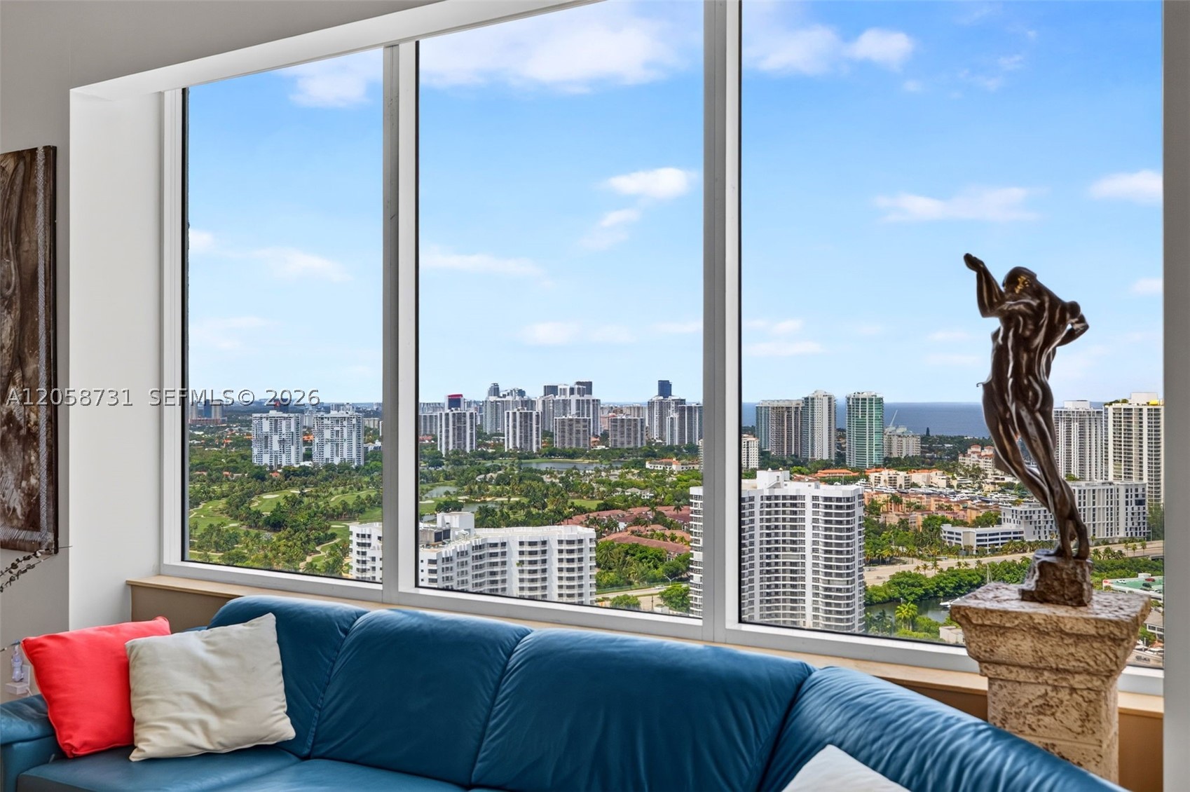 3330 NE 190th St #UPH14, Aventura FL 33180