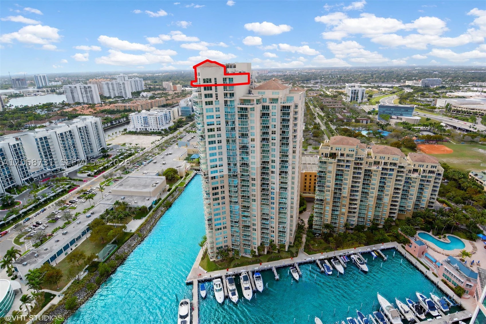 3330 NE 190th St #UPH14, Aventura FL 33180