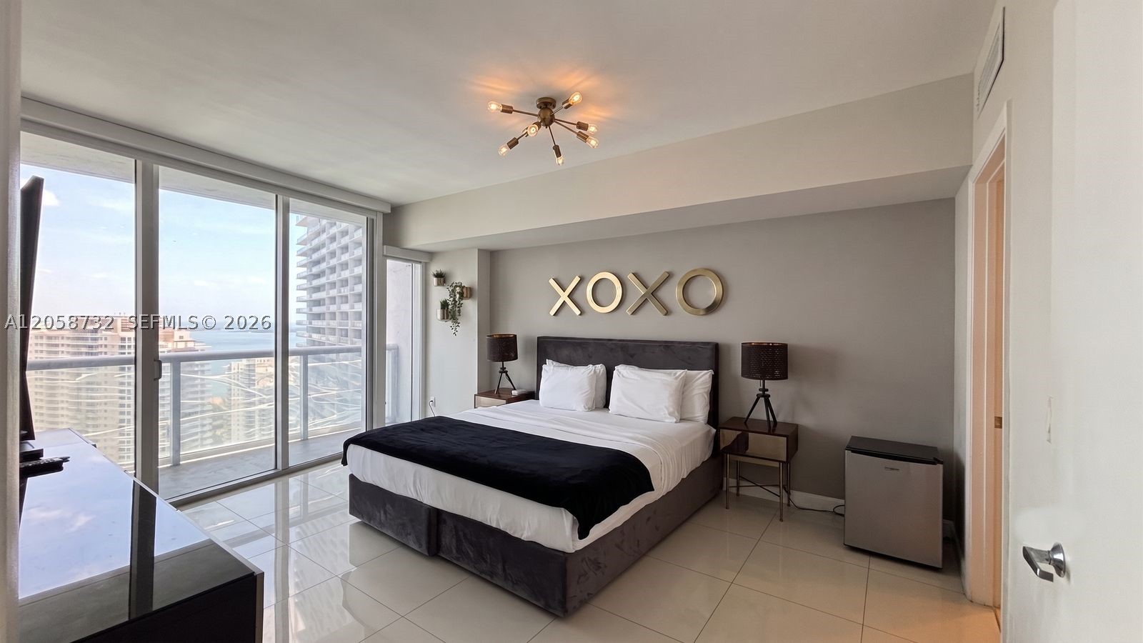 485 Brickell Ave #3401, Miami FL 33131