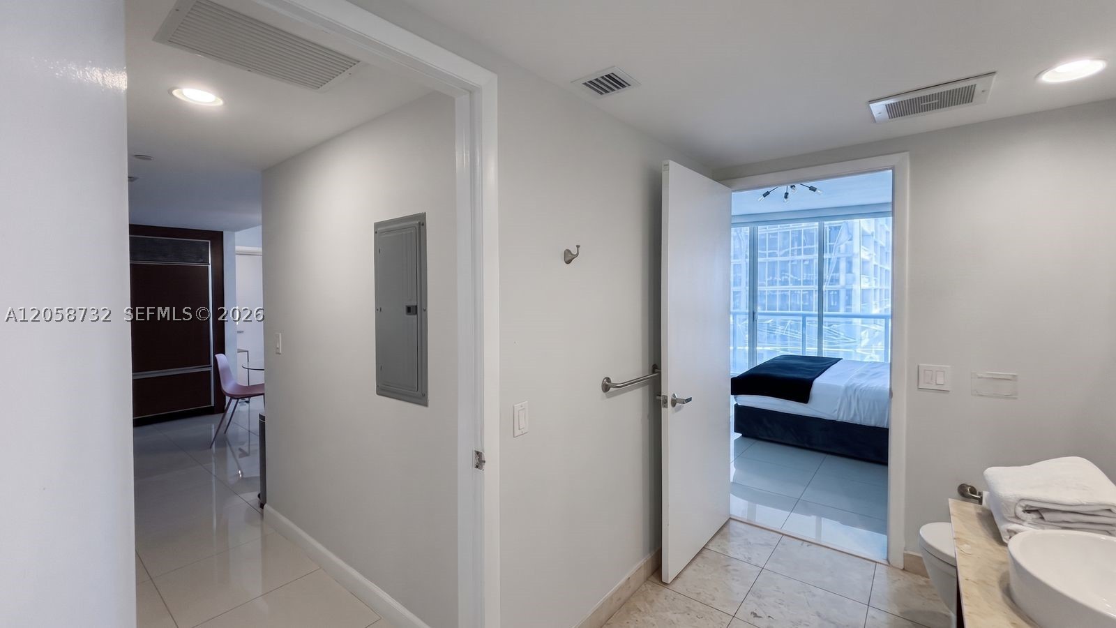 485 Brickell Ave #3401, Miami FL 33131