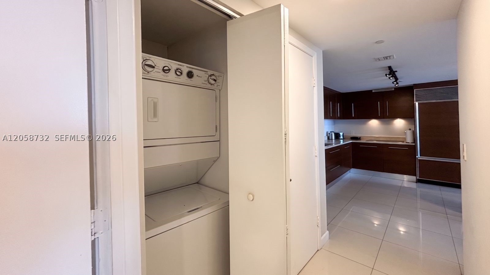 485 Brickell Ave #3401, Miami FL 33131