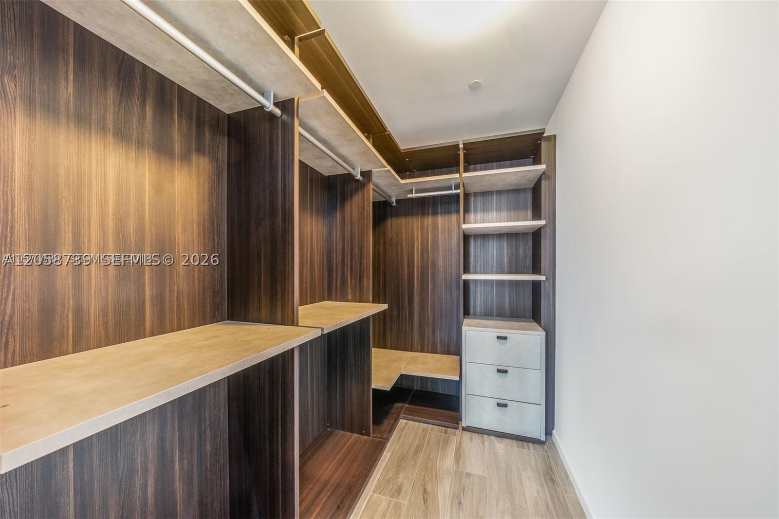 801 S Miami Ave #2302, Miami FL 33130
