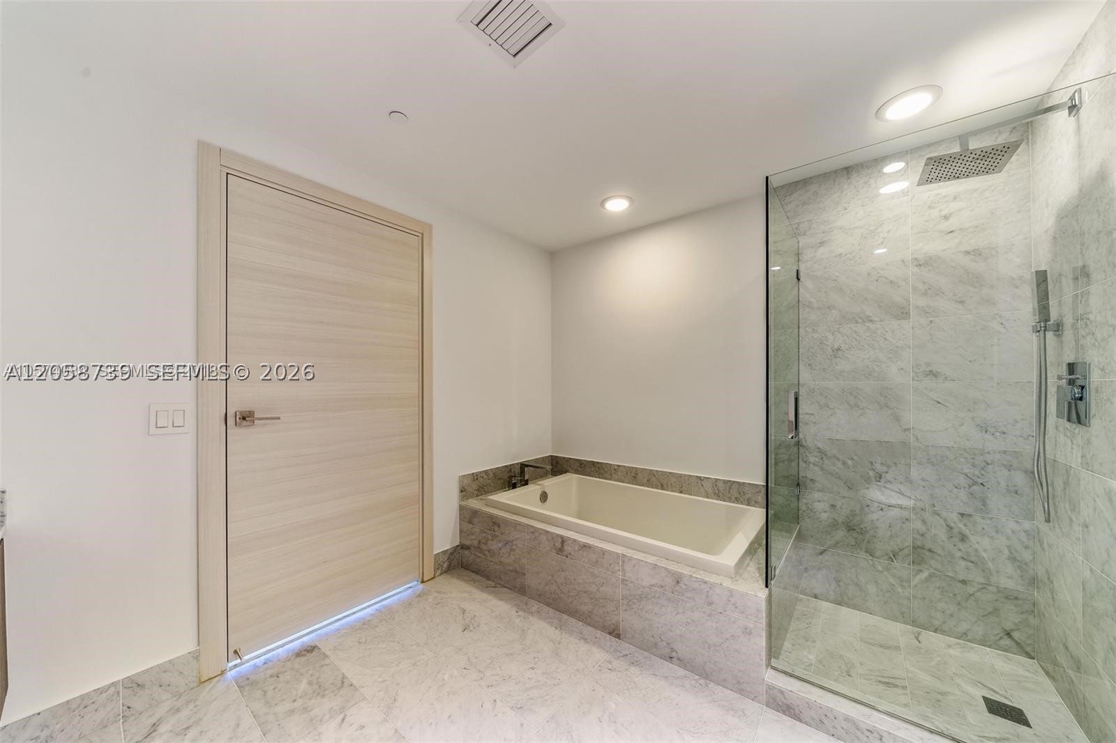 801 S Miami Ave #2302, Miami FL 33130