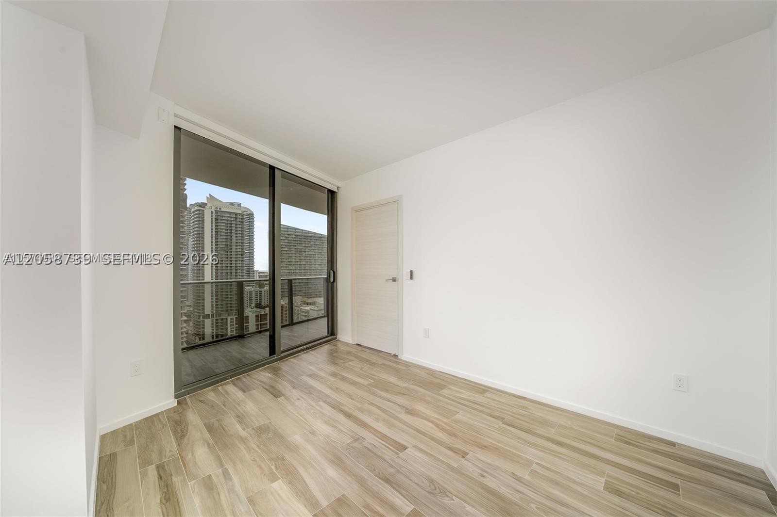 801 S Miami Ave #2302, Miami FL 33130