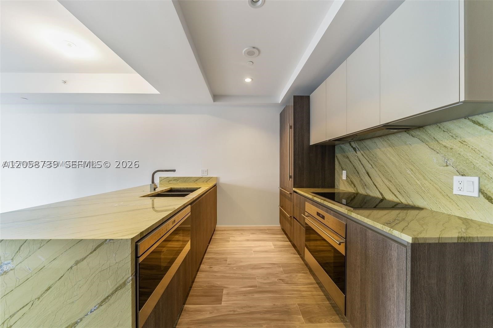 801 S Miami Ave #2302, Miami FL 33130