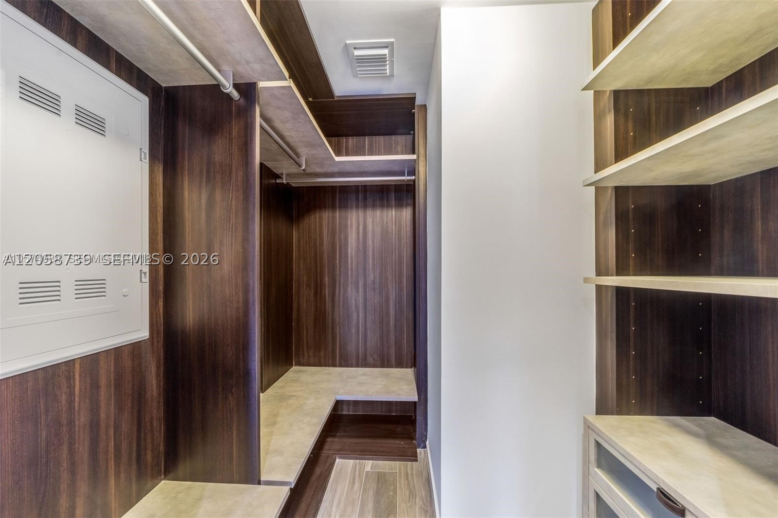 801 S Miami Ave #2302, Miami FL 33130