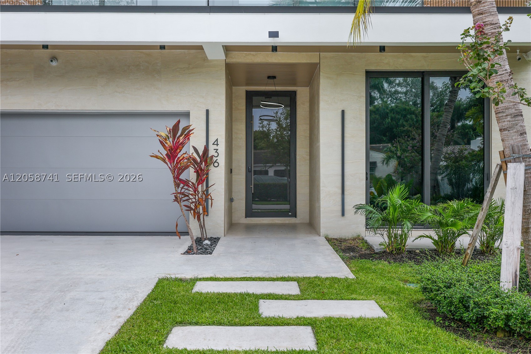 436 NE 10th Ave, Fort Lauderdale FL 33301