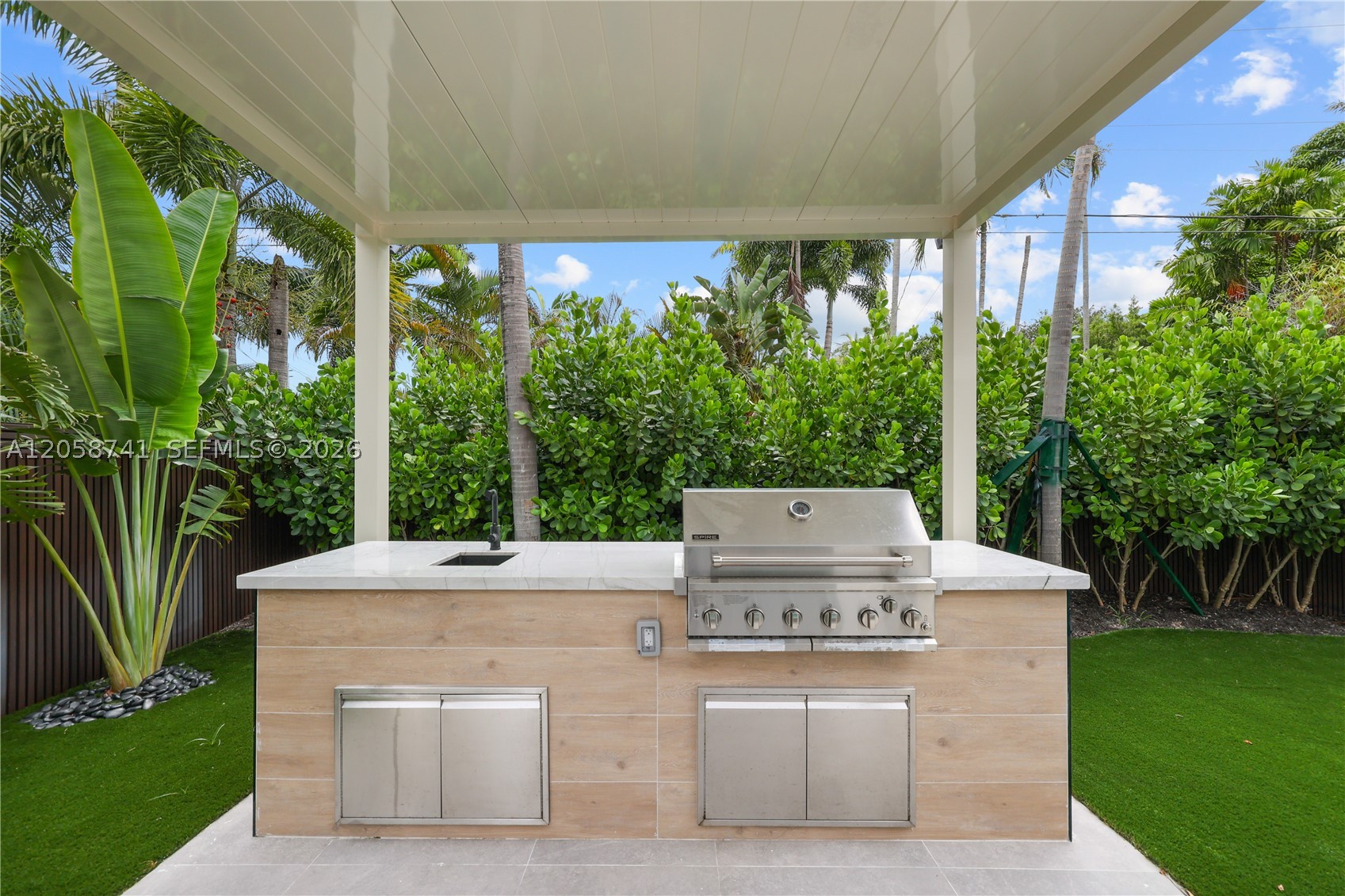 436 NE 10th Ave, Fort Lauderdale FL 33301