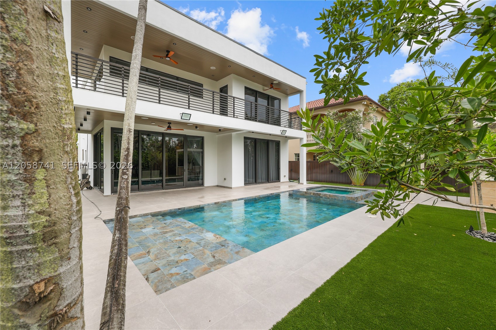 436 NE 10th Ave, Fort Lauderdale FL 33301