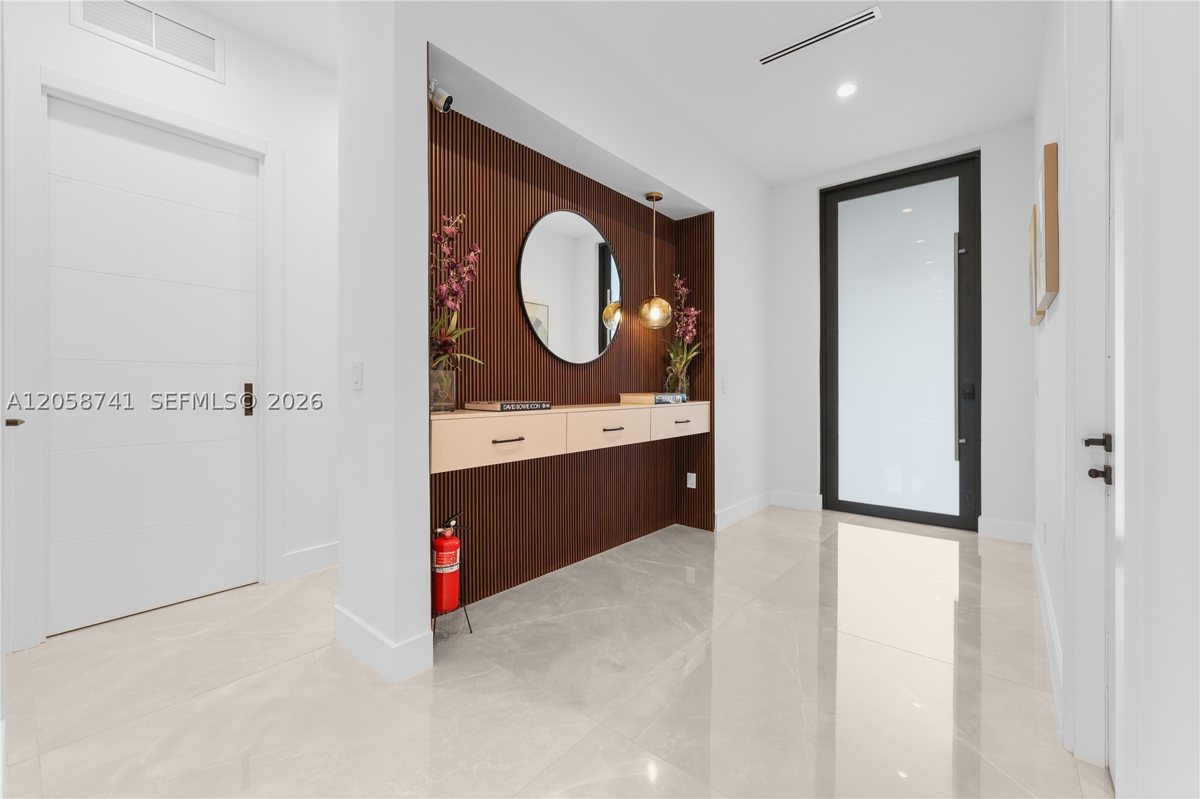 436 NE 10th Ave, Fort Lauderdale FL 33301