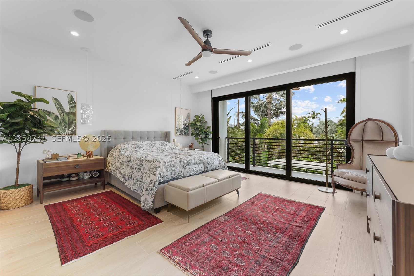 436 NE 10th Ave, Fort Lauderdale FL 33301