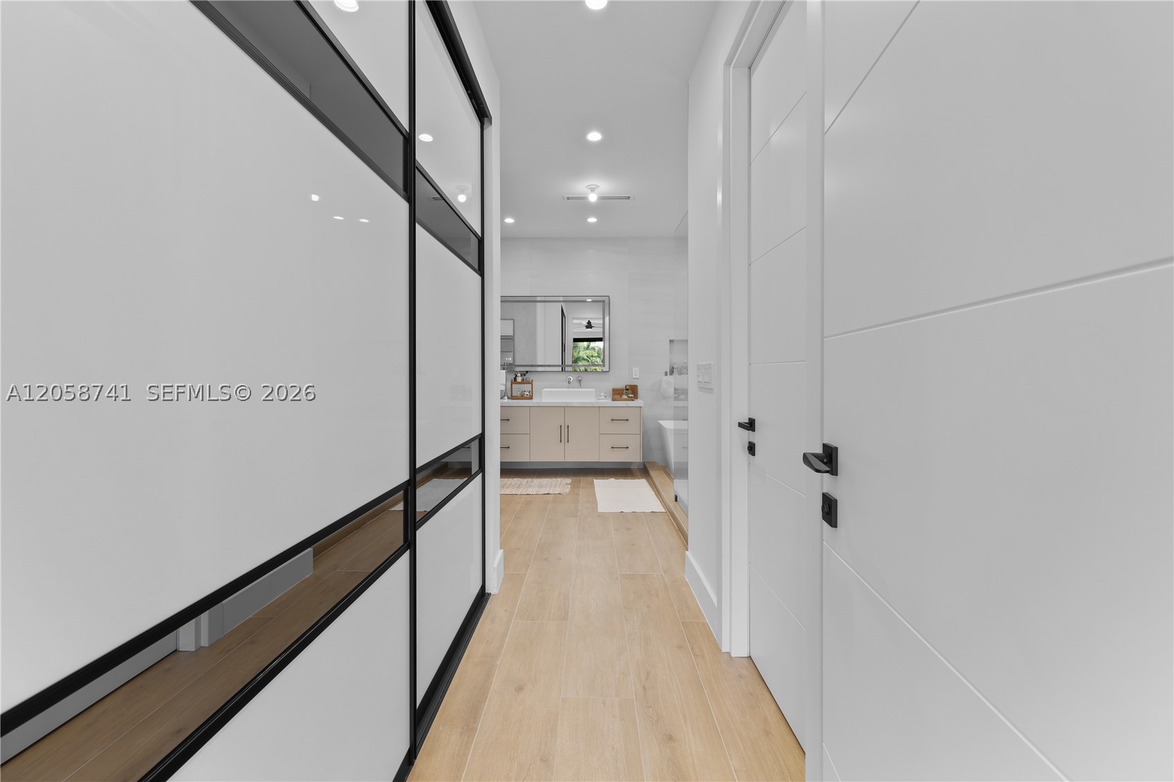 436 NE 10th Ave, Fort Lauderdale FL 33301