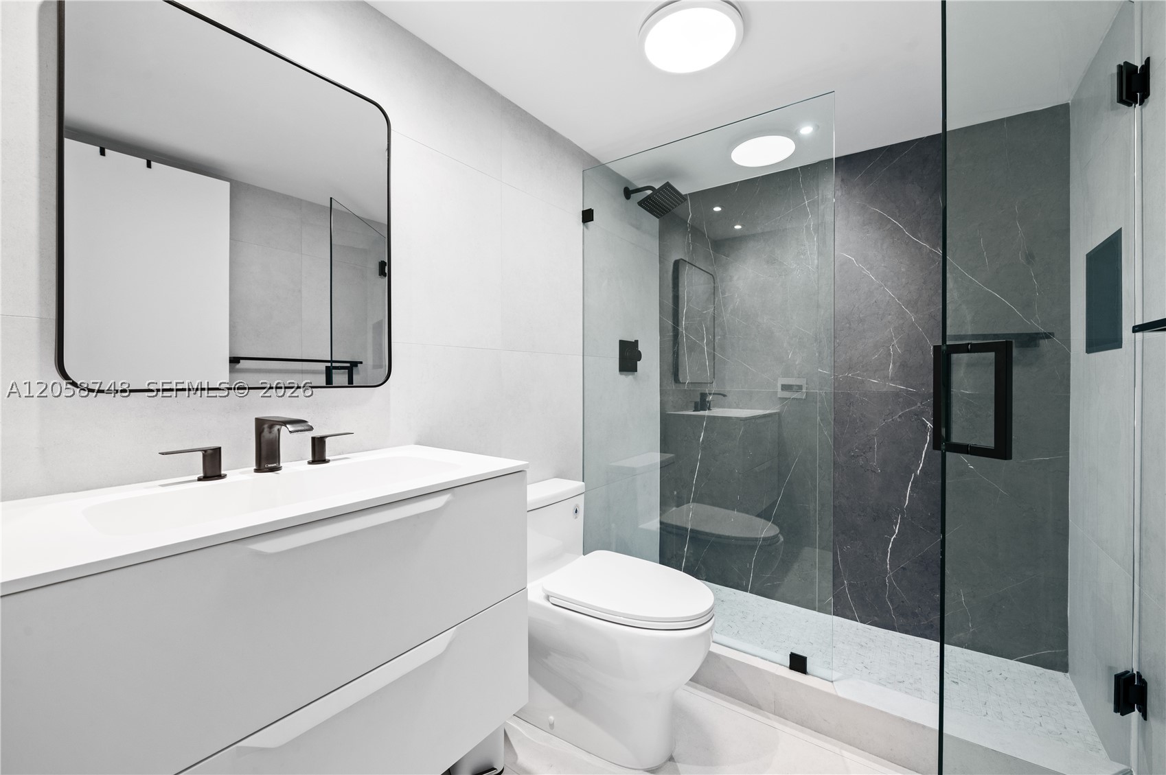 540 Brickell Key Dr #719, Miami FL 33131