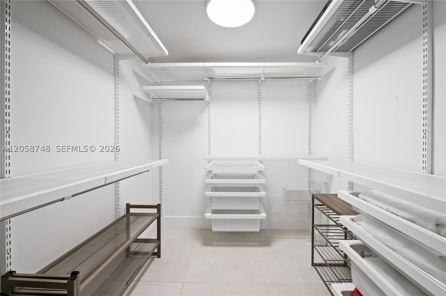 540 Brickell Key Dr #719, Miami FL 33131