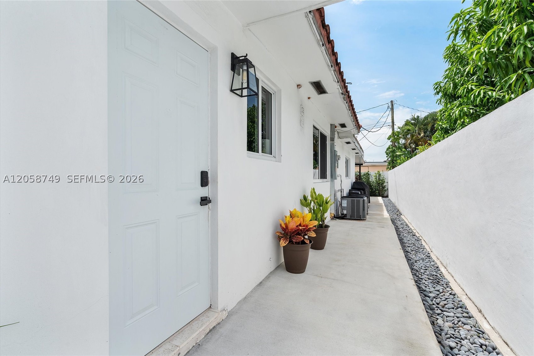 6100 NW 2nd St, Miami FL 33126
