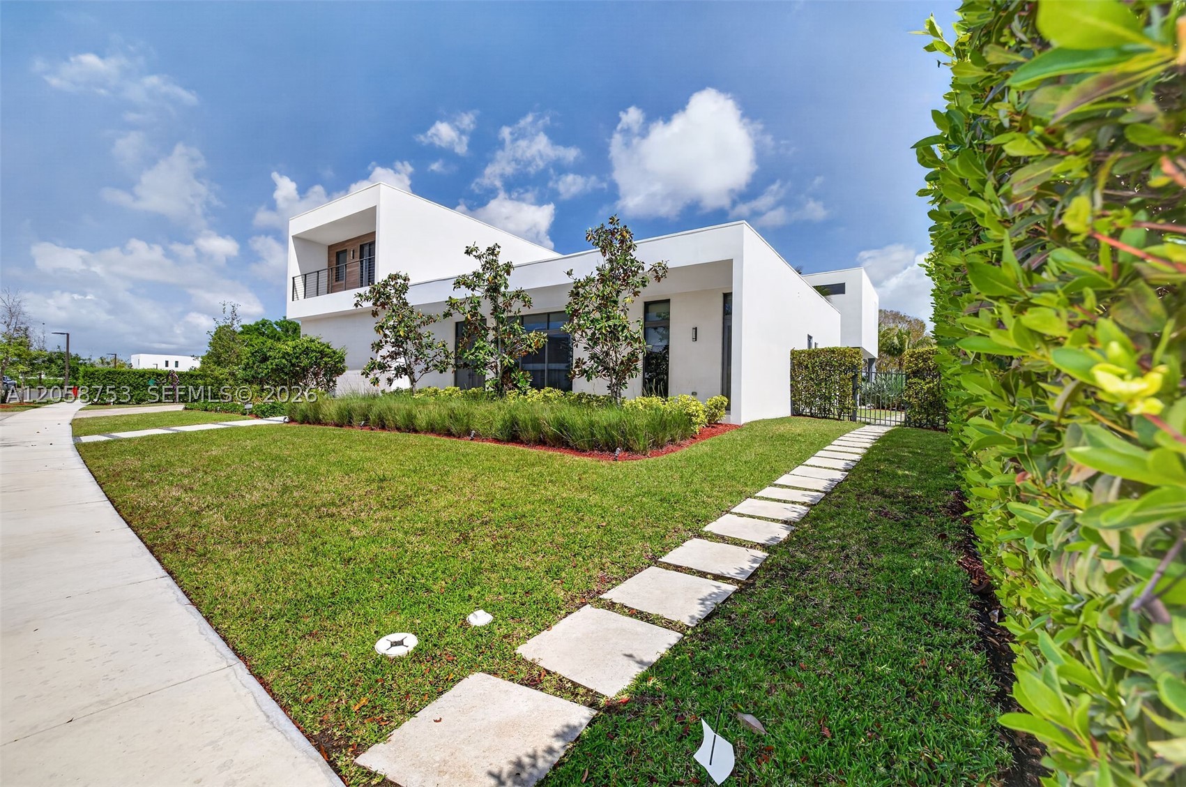 16709 N Botaniko Dr N #0, Weston FL 33326