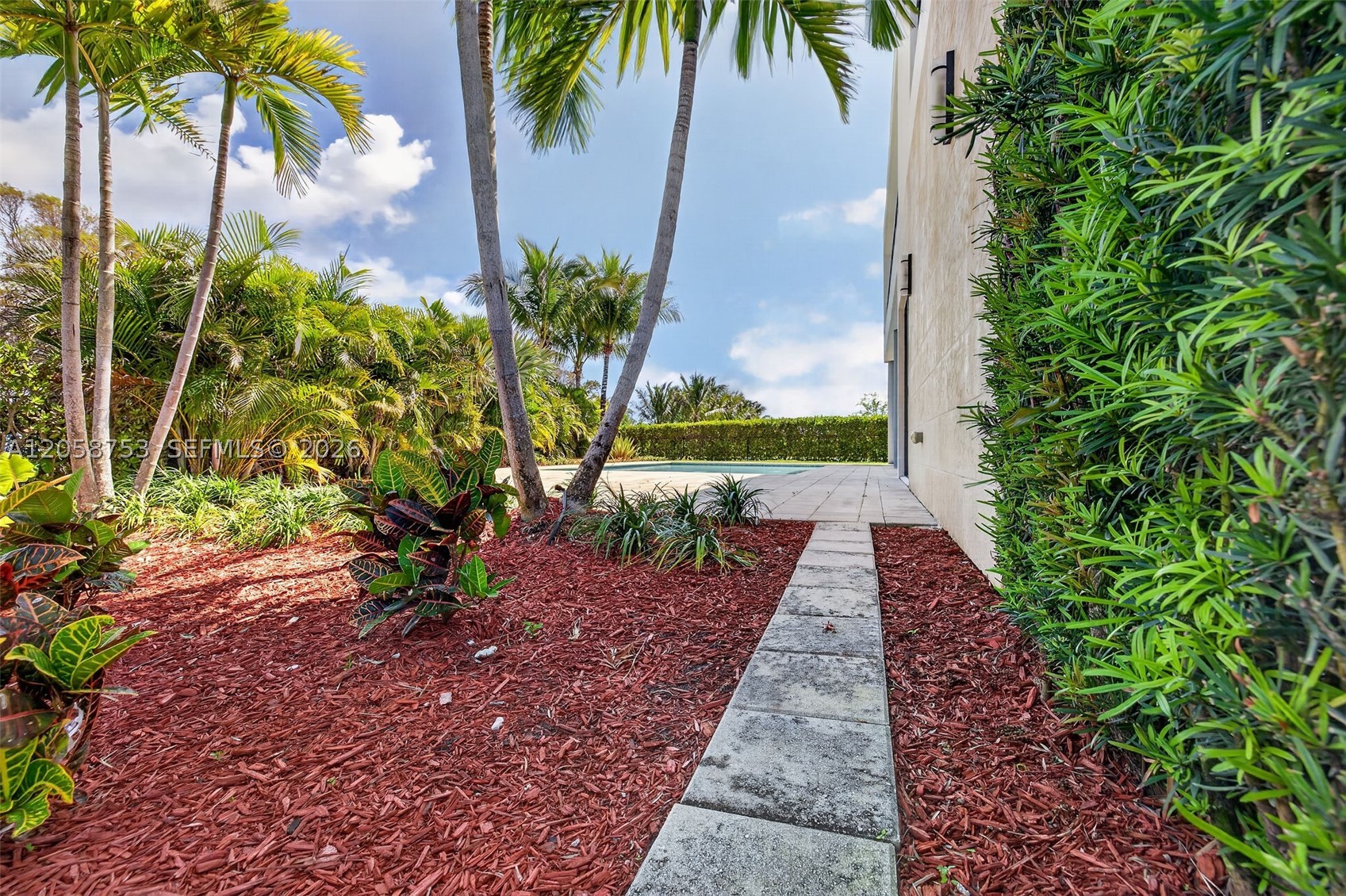 16709 N Botaniko Dr N #0, Weston FL 33326