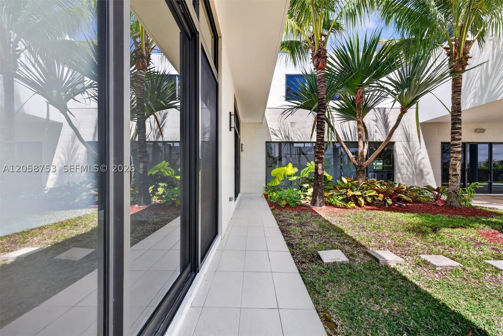 16709 N Botaniko Dr N #0, Weston FL 33326