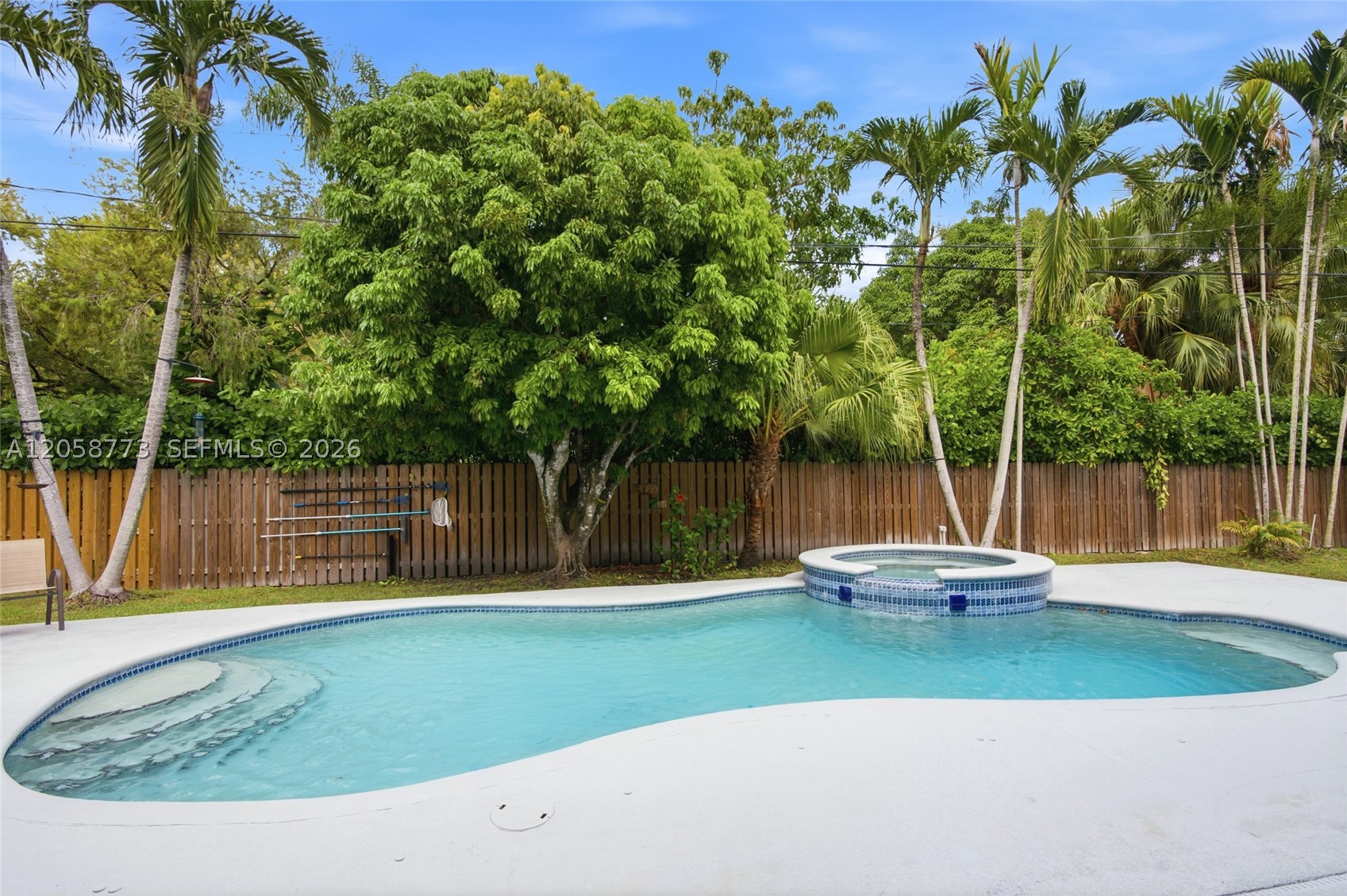 15845 SW 87th Ave, Palmetto Bay FL 33157