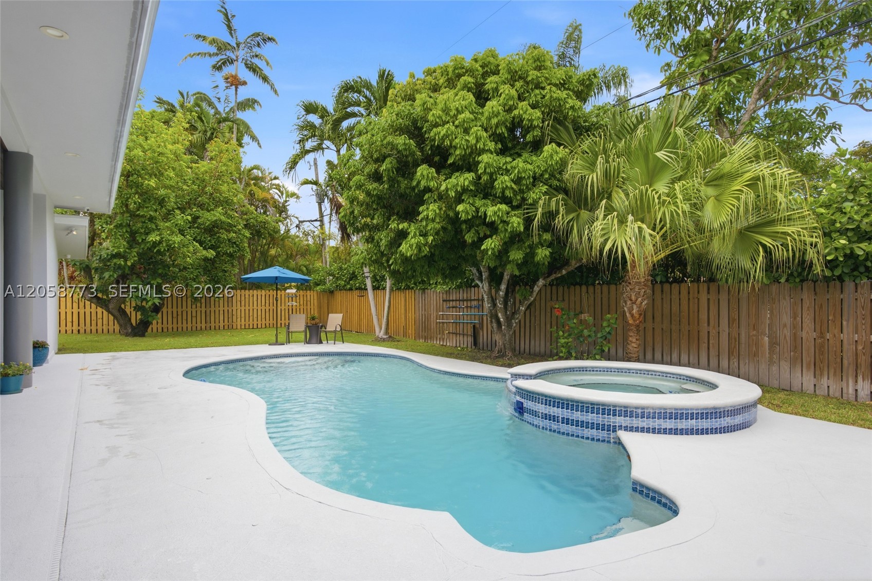 15845 SW 87th Ave, Palmetto Bay FL 33157