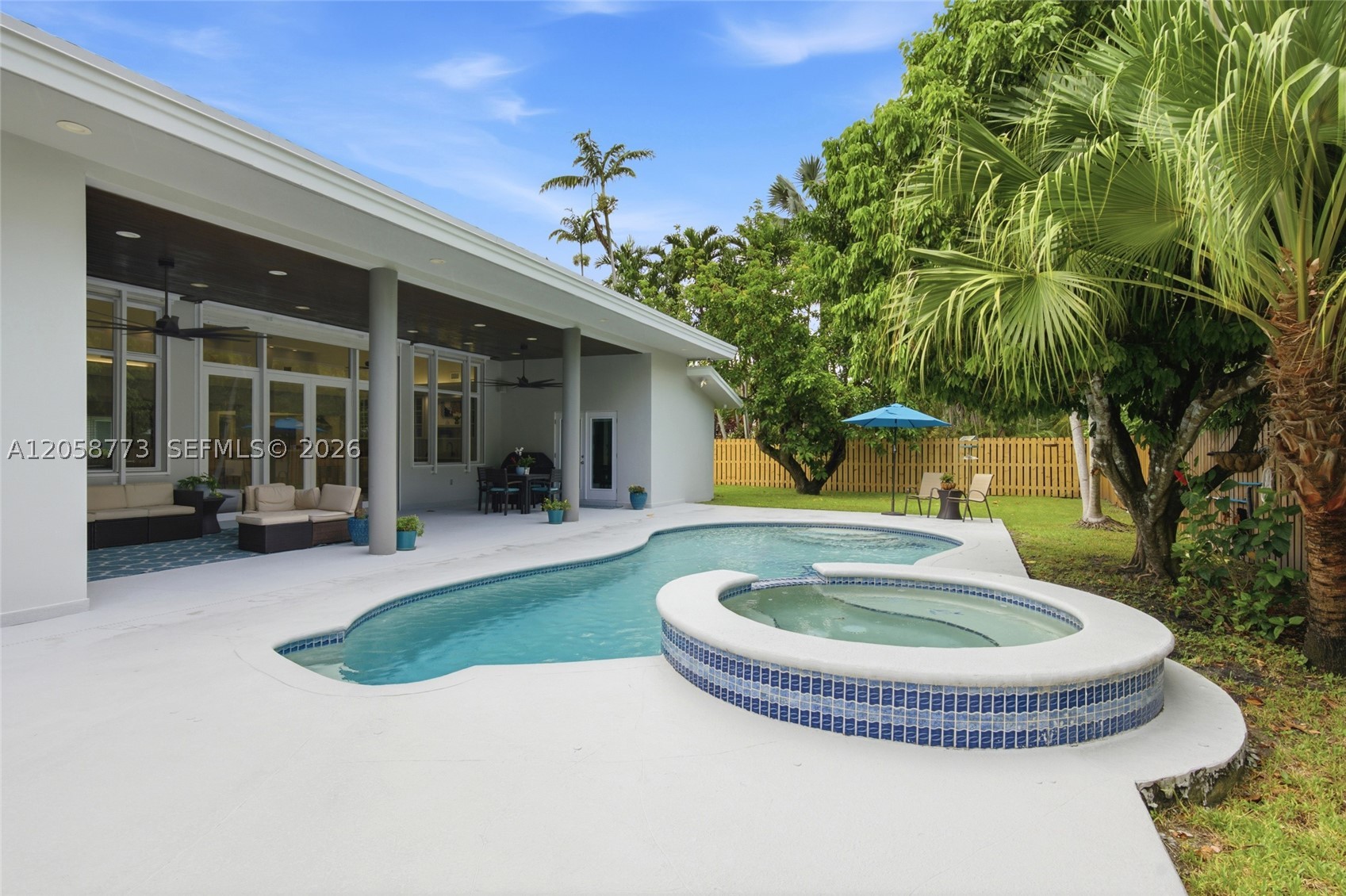 15845 SW 87th Ave, Palmetto Bay FL 33157