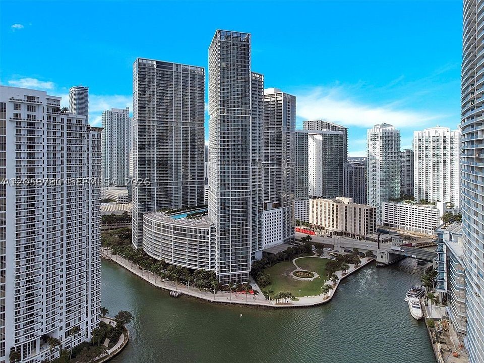 475 Brickell Ave #3710, Miami FL 33131