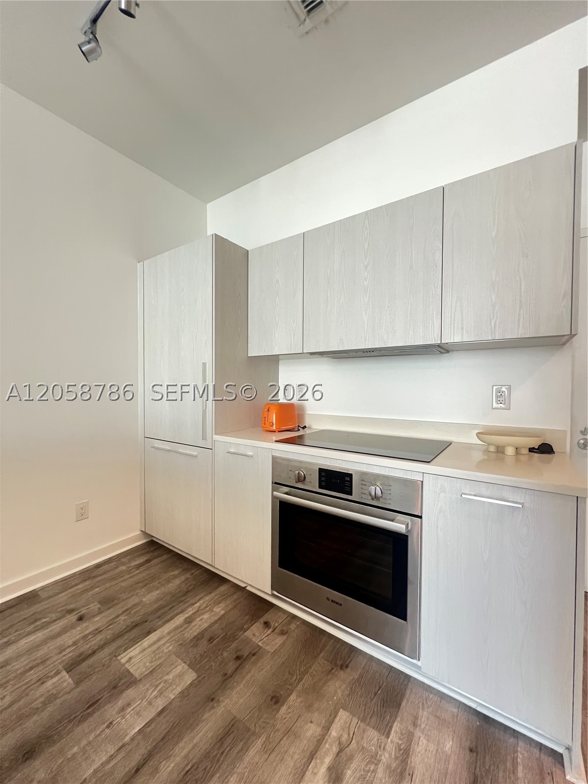501 NE 31st St #202, Miami FL 33137