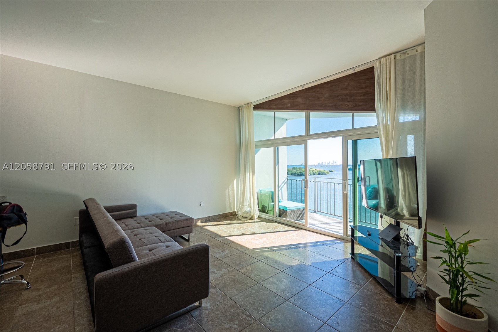770 NE 69th St #8F, Miami FL 33138