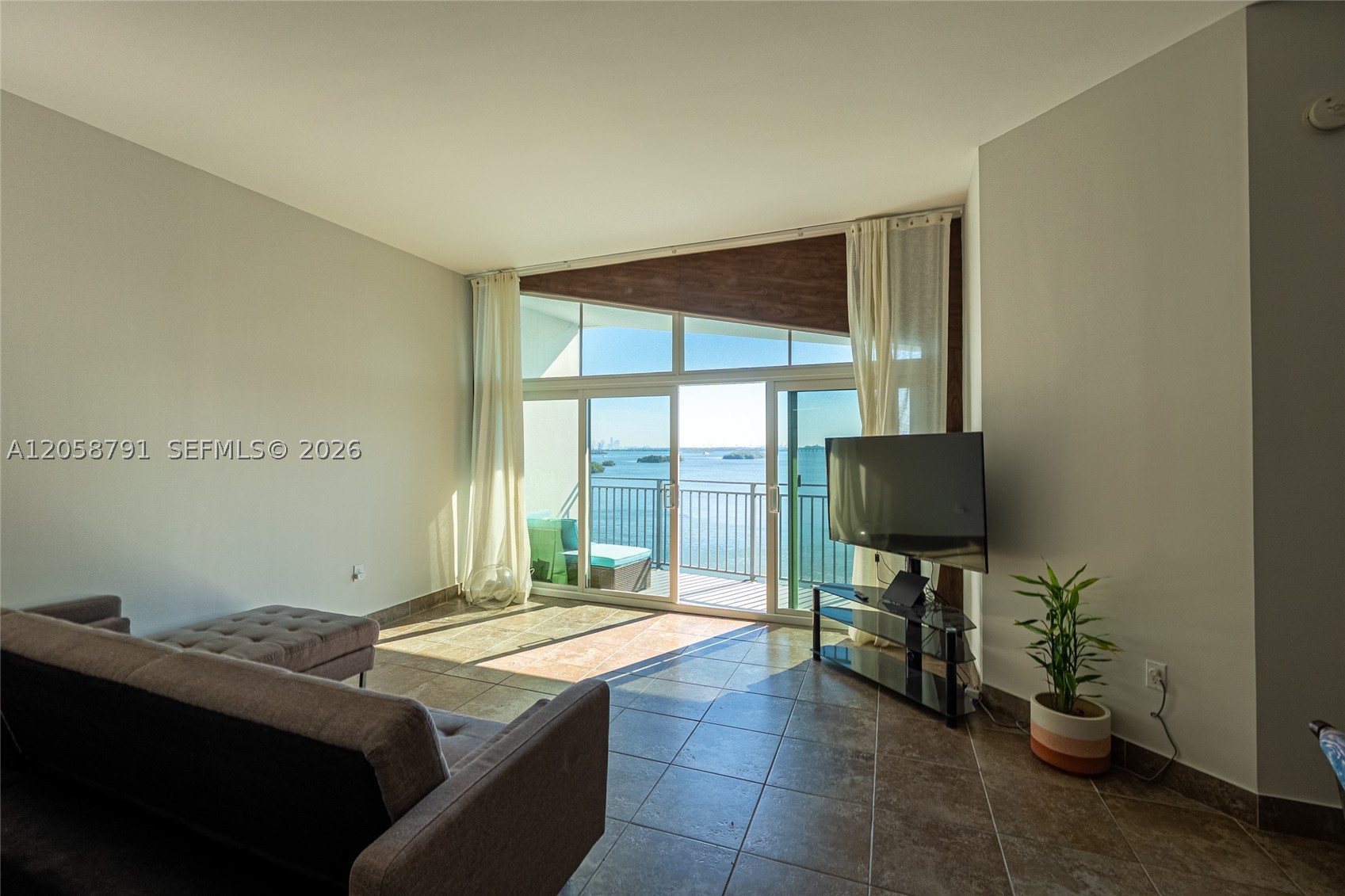 770 NE 69th St #8F, Miami FL 33138