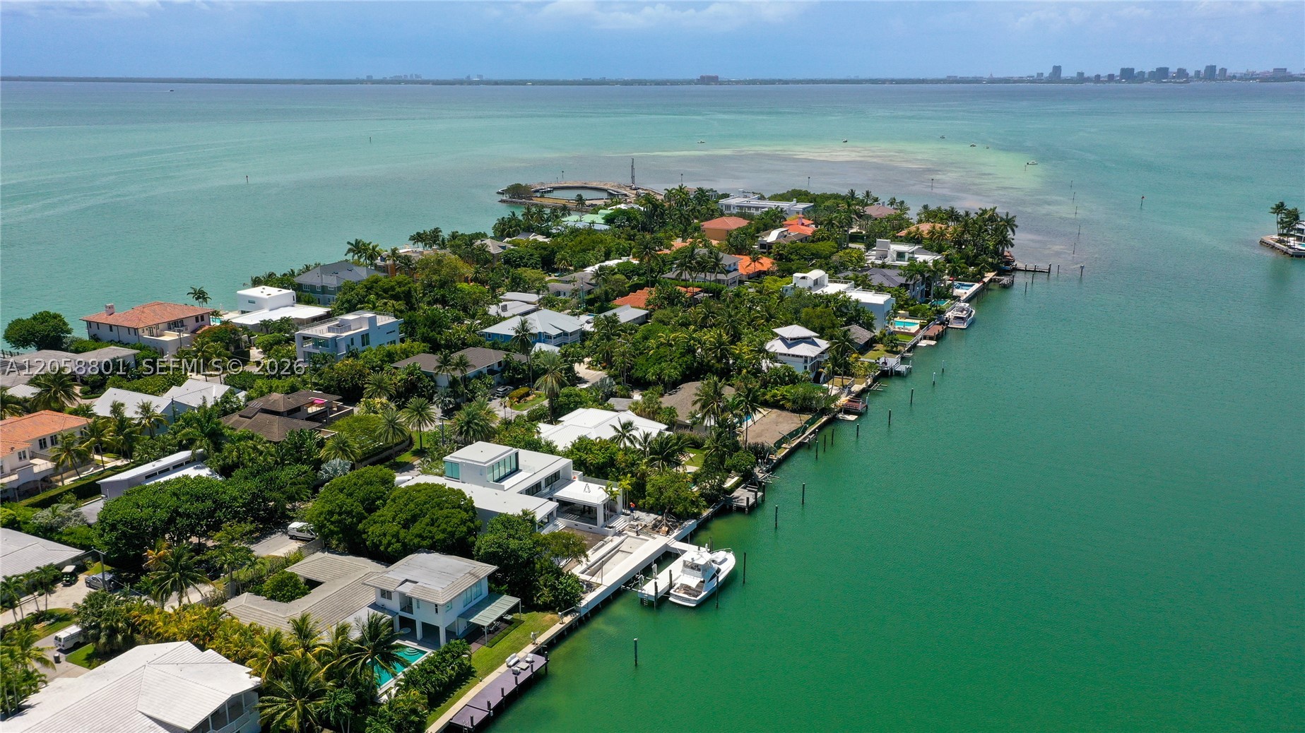 621 N Mashta Drive, Key Biscayne FL 33149