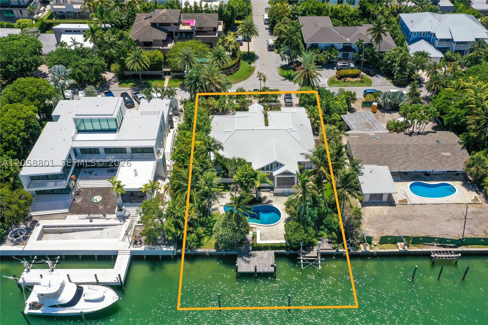 621 N Mashta Drive, Key Biscayne FL 33149