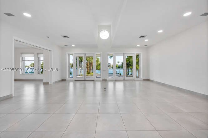 621 N Mashta Drive, Key Biscayne FL 33149