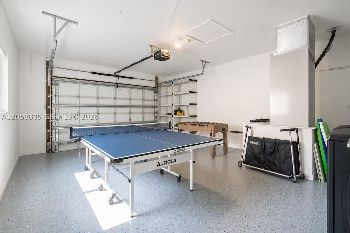 3204 Robbins Rd, Pompano Beach FL 33062