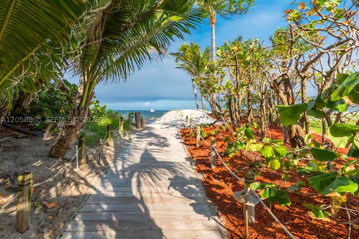 3204 Robbins Rd, Pompano Beach FL 33062