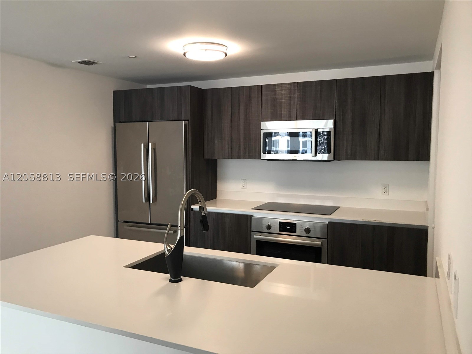 488 NE 18th St #3910, Miami FL 33132