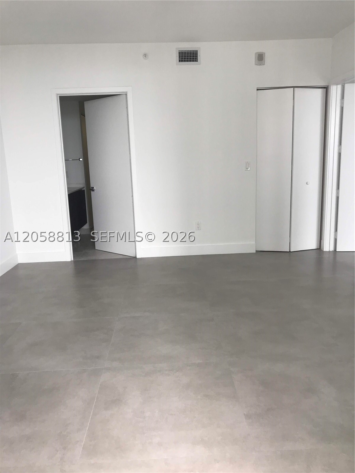 488 NE 18th St #3910, Miami FL 33132