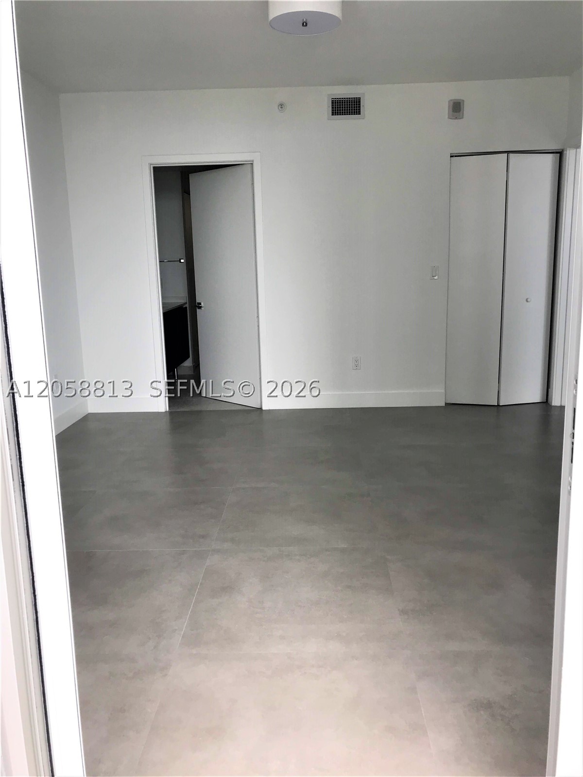 488 NE 18th St #3910, Miami FL 33132