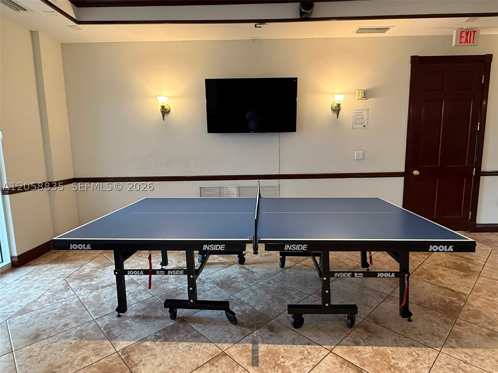 5085 NW 7th St #406, Miami FL 33126